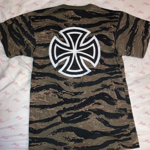 Independent Skate Tee, Mens size Medium - Picture 2 of 3